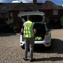Mobile security patrols Newbury